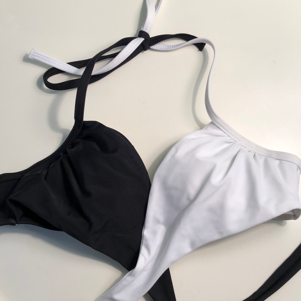 XS Victoria’s Secret bikini top